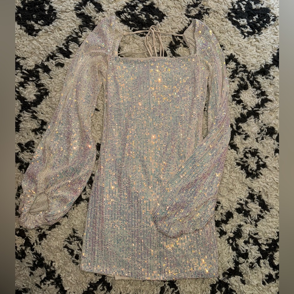 Lucy in the sky dress - Picture 3 of 6